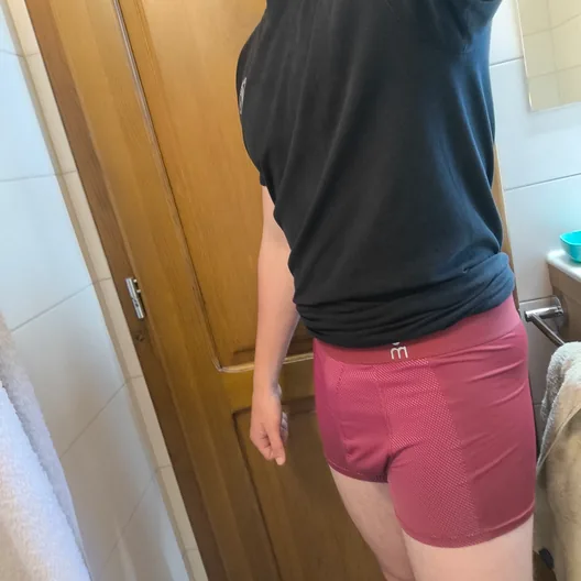 Customer wearing burgundy Majella